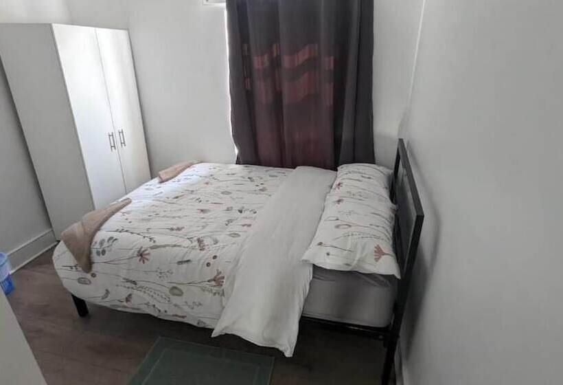 레지던스 Rahal Outram