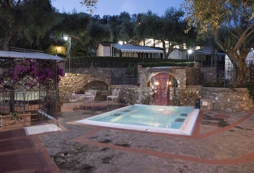 渡假胜地  Villaggio Edy