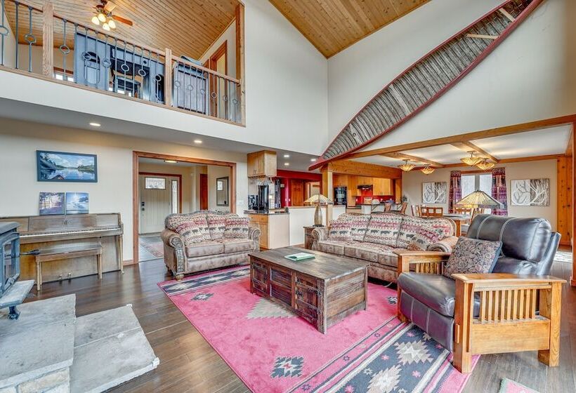 Saranac Lake Home W/ Deck, Grill & Mountain Views!