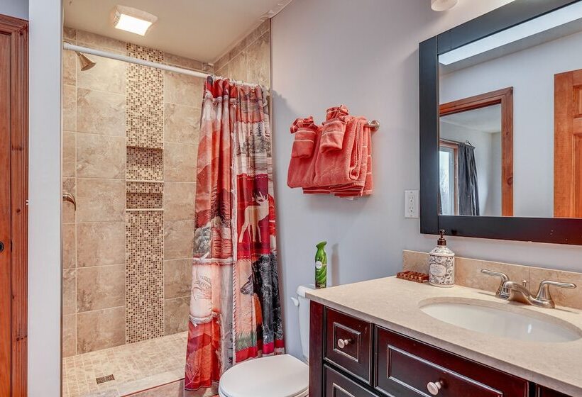 Saranac Lake Home W/ Deck, Grill & Mountain Views!