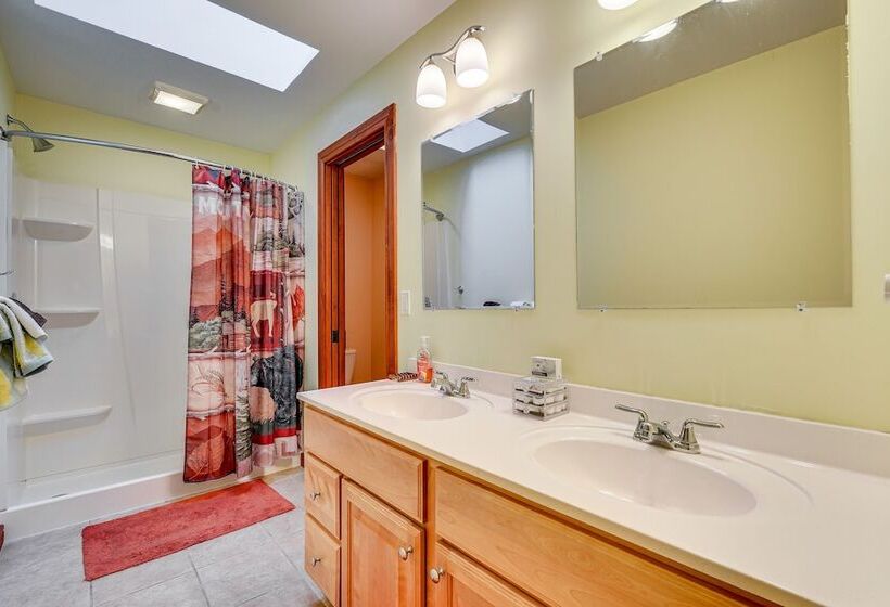 Saranac Lake Home W/ Deck, Grill & Mountain Views!