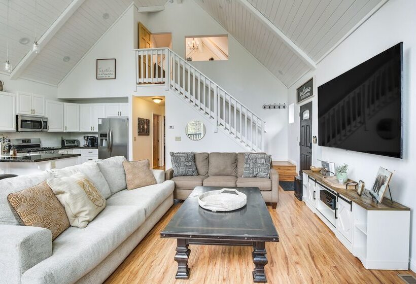 Serene Big Bear Retreat W/ Hot Tub + Game Room!