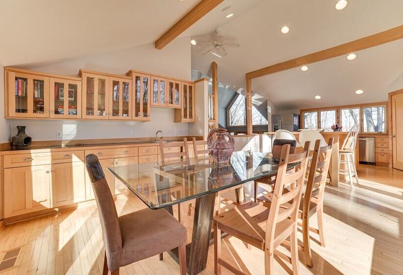 Serene Suttons Bay Home W/ Fire Pit & Wooded Yard