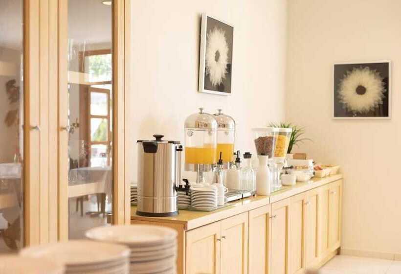 Skiathos Avaton Garden