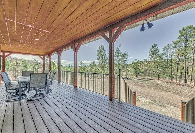 Spacious Ruidoso Home: Hike, Golf, Ski & More!