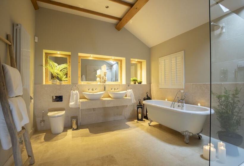 Stable Lodge | Boutique B&b