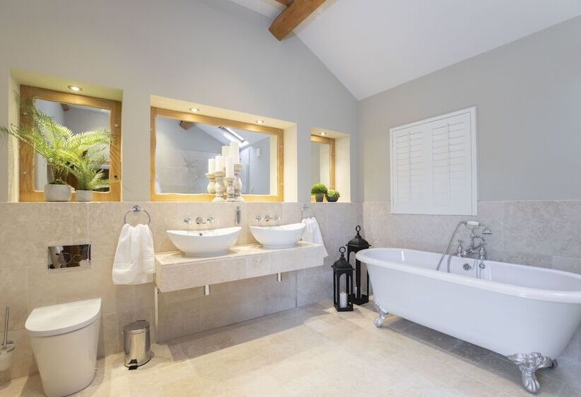 Stable Lodge | Boutique B&b