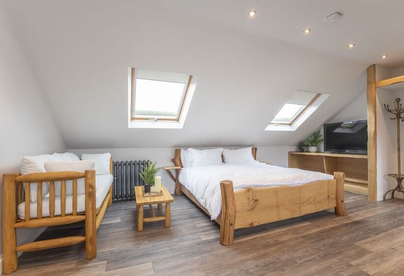 Stable Lodge | Boutique B&b