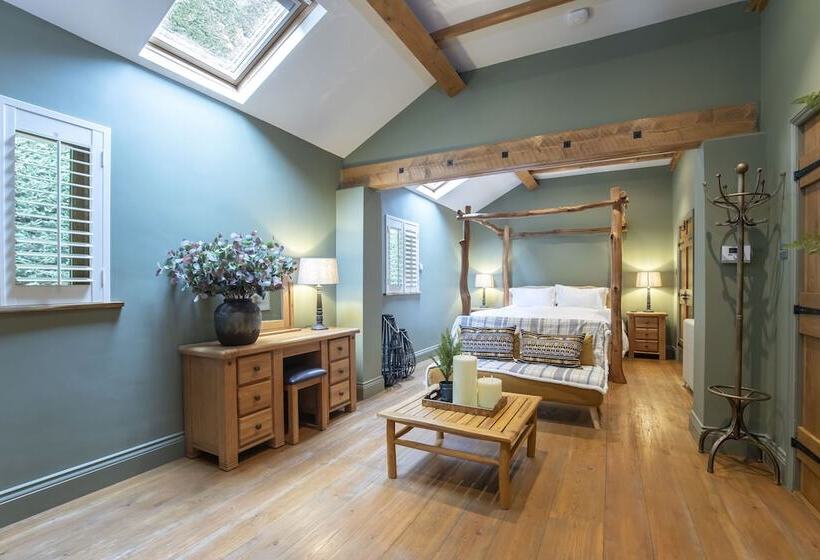 Stable Lodge | Boutique B&b