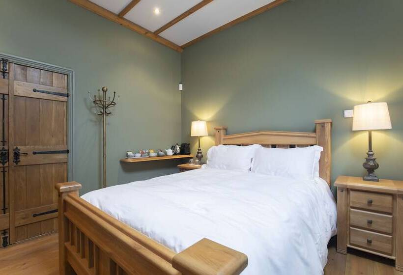 Stable Lodge | Boutique B&b