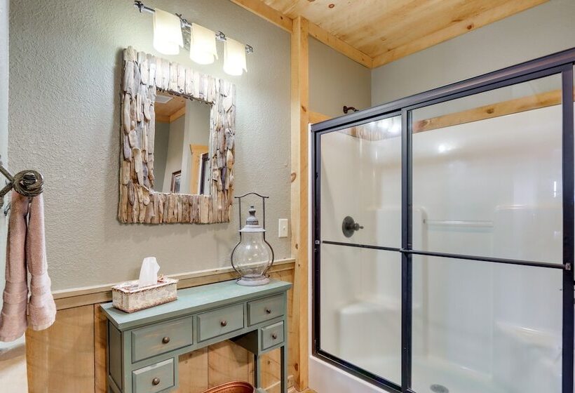 Stunning Blue Ridge Home W/ Hot Tub & Views!