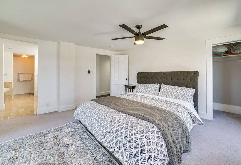 Suttons Bay Home W/ Fire Pit & Water Views!