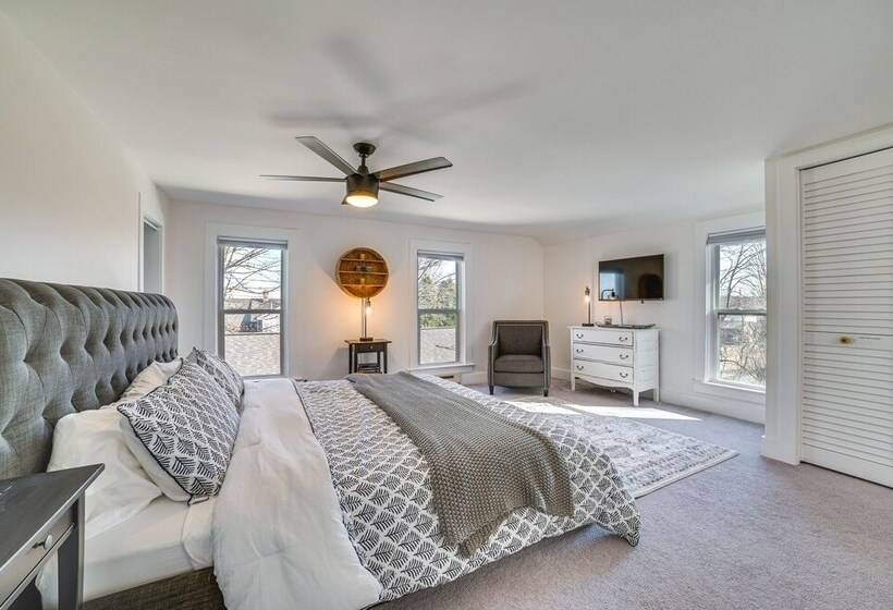 Suttons Bay Home W/ Fire Pit & Water Views!