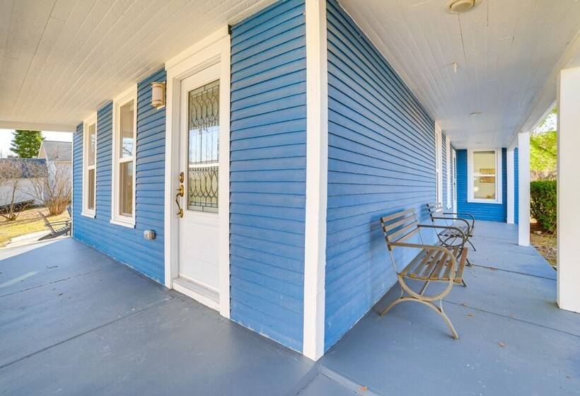 Suttons Bay Home W/ Fire Pit & Water Views!