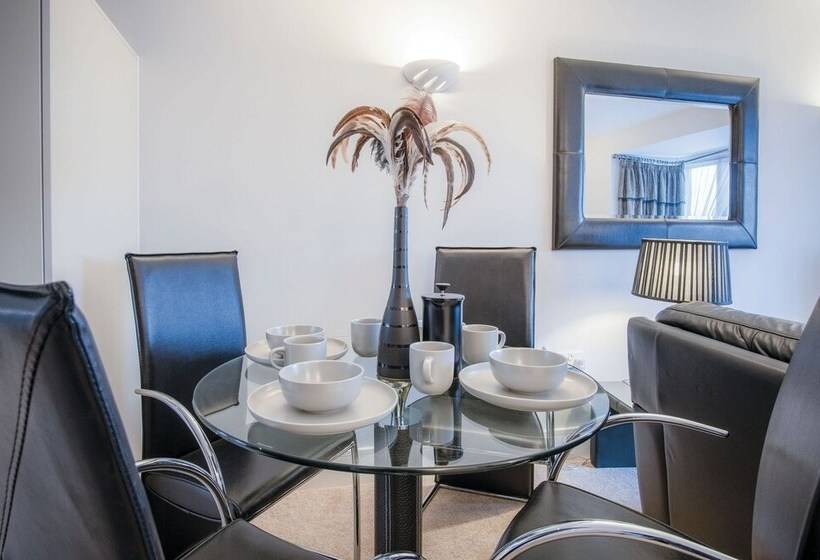 The Beachhouse   2 Bed Townhouse   Saundersfoot