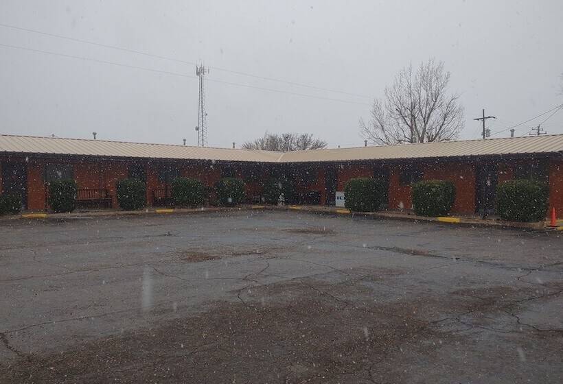 The Yucca Motel And Cabins