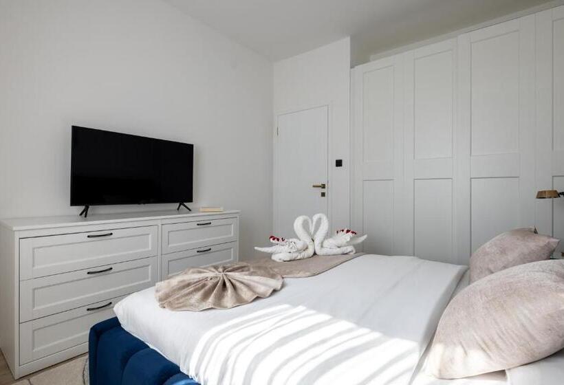 Vipo Seget Apartments