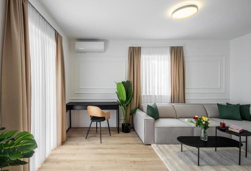 Vipo Seget Apartments