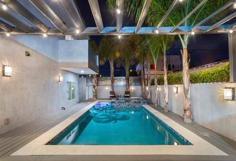 Walefield By Avantstay Mid Wilshire Home + Pool