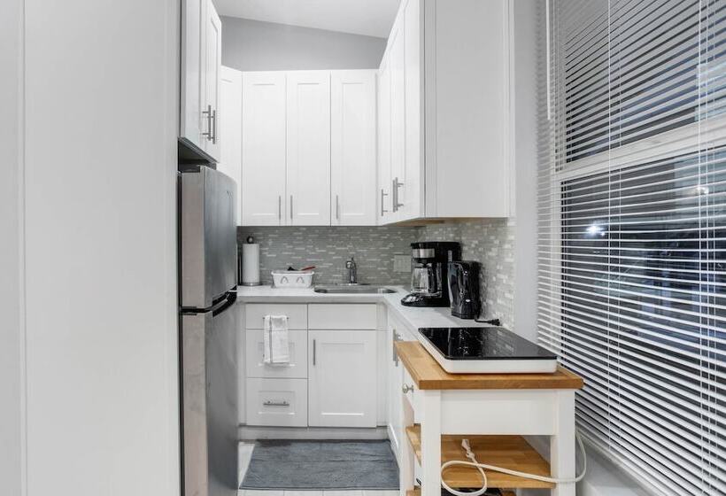 Walefield By Avantstay Mid Wilshire Home + Pool