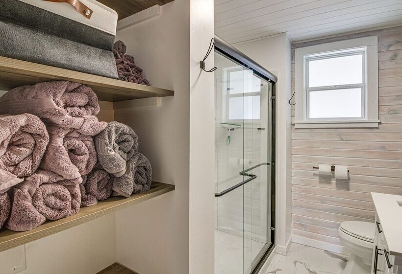 Waterfront Duluth Cabin W/ Deck & River View!