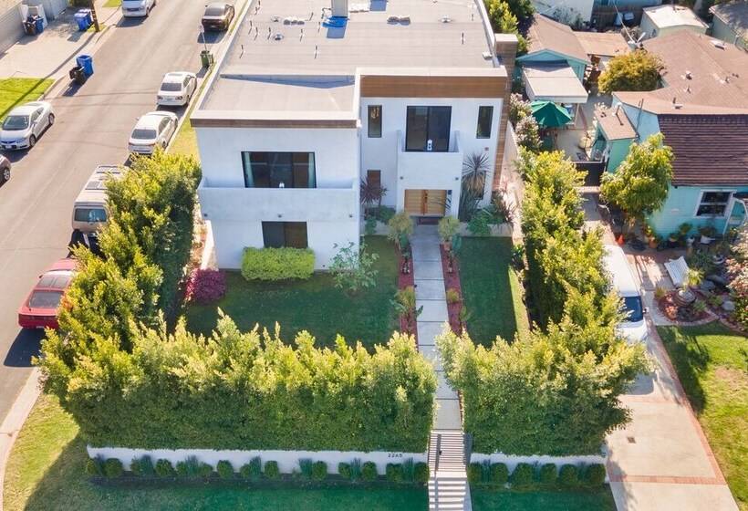 Wellesley By Avantstay 2 Miles To Beach