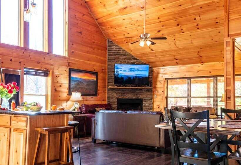 Whispering Pines Retreat By Ghosal Luxury Lodging