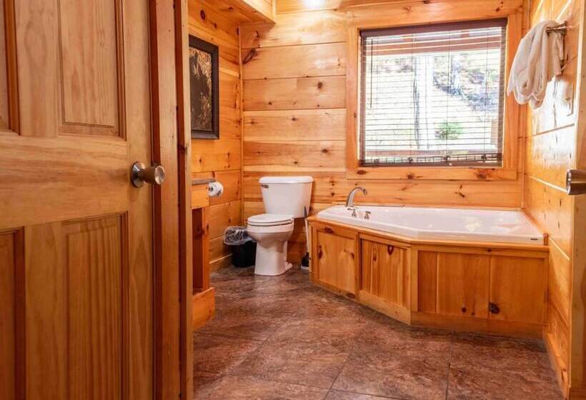 Whispering Pines Retreat By Ghosal Luxury Lodging