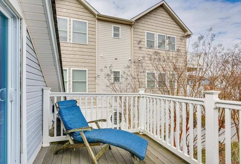 Wildwood Retreat W/ 2 Balconies: 5 Blocks To Beach