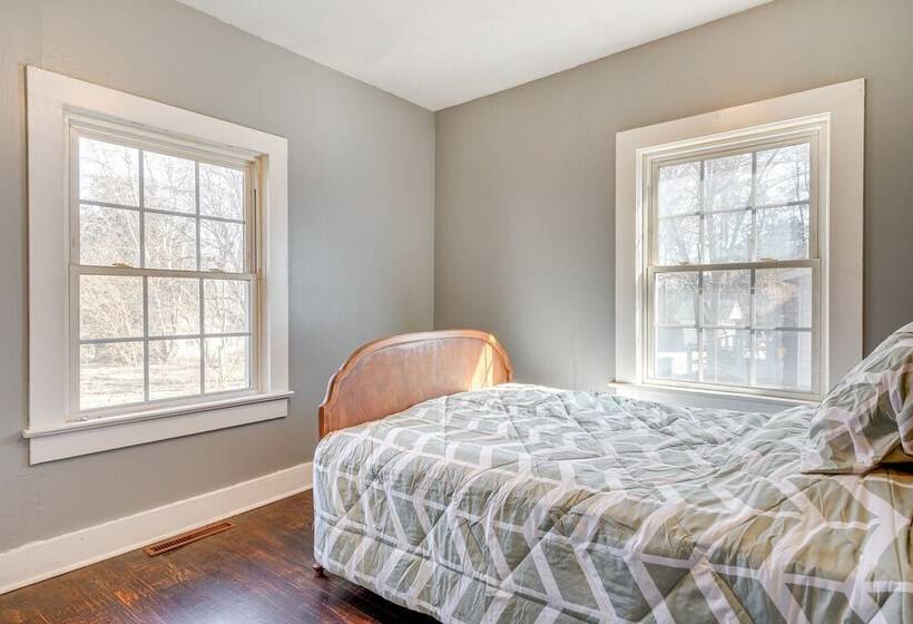 Winchester Home W/ Large Yard: Near Tims Ford Lake