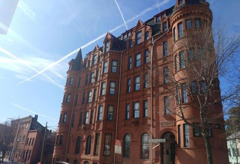 בית מלון כפרי Brexton, Trademark Collection By Wyndham