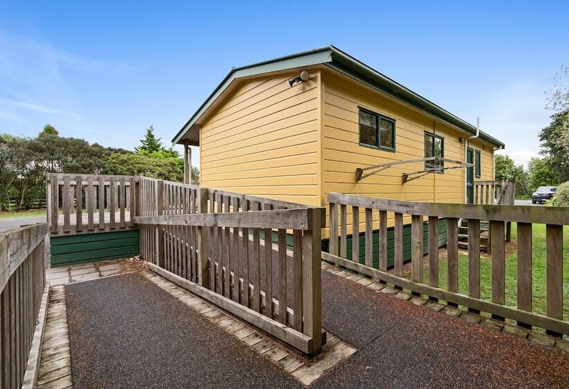 בית מלון כפרי Tasman Holiday Parks   Miranda