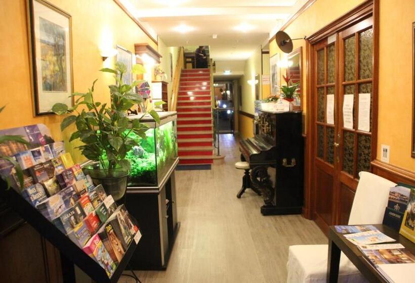 فندق De L'Europe, La Roche Posay