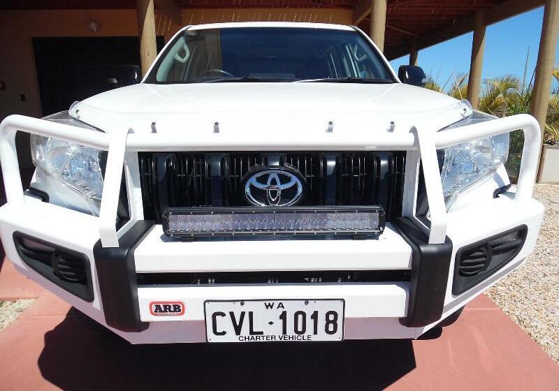 تختخواب و صبحانه On The Deck @ Shark Bay