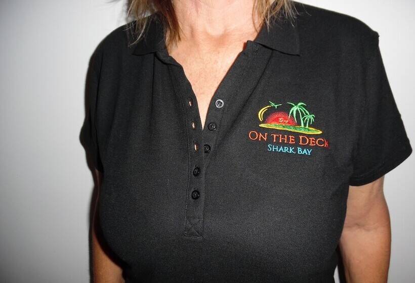 تختخواب و صبحانه On The Deck @ Shark Bay