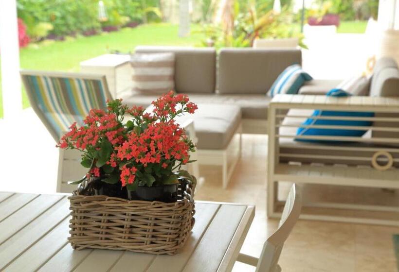 Cronulla Beach House B&b