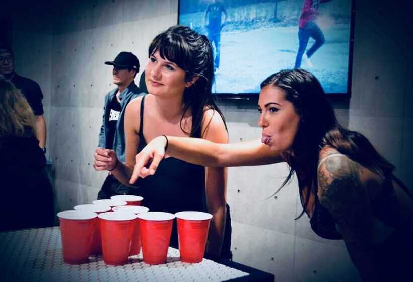 Down Under Hostels   Surfers Paradise