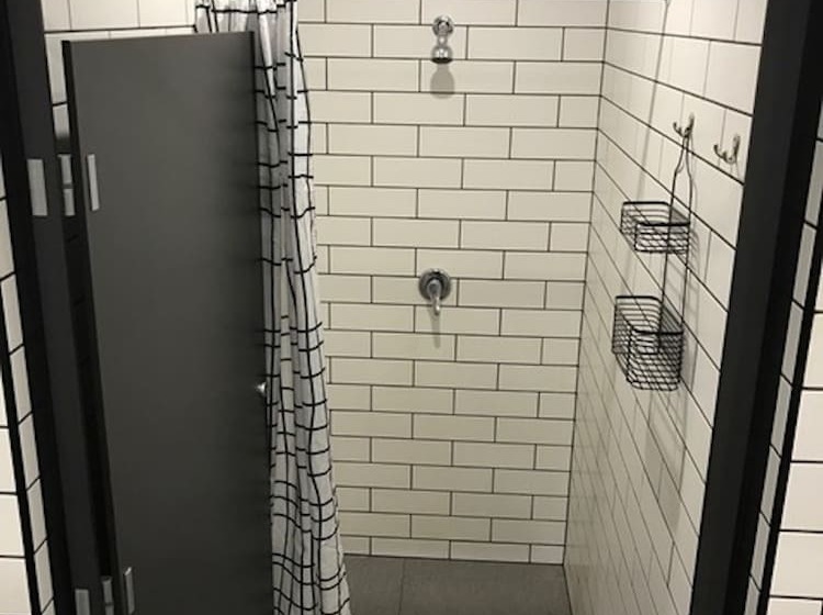 Down Under Hostels   Surfers Paradise