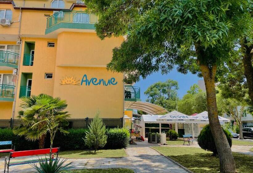 Family Hotel Avenue