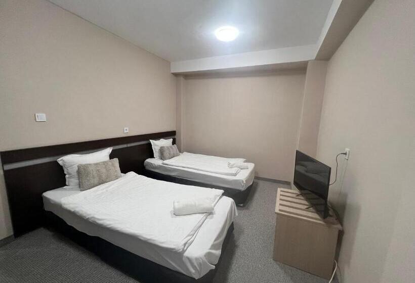 Family Hotel Central