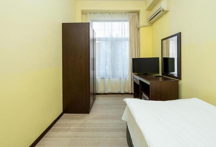 Family Hotel Central