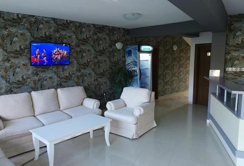 Family Hotel Dayana Beach