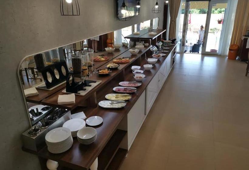 Family Hotel Dayana Beach