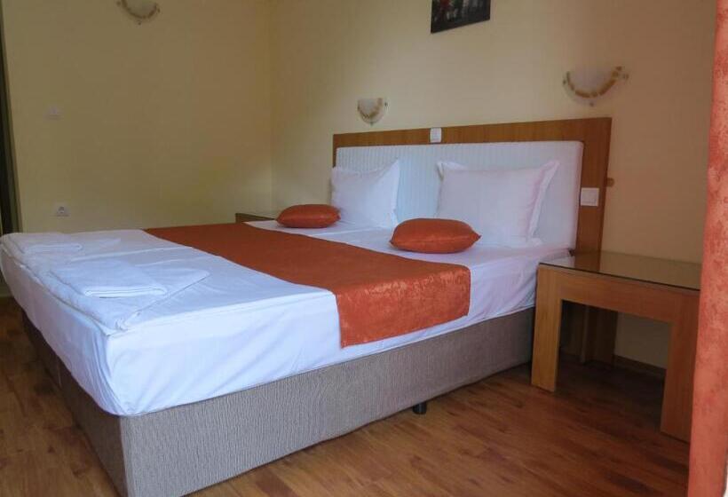 Family Hotel Dayana Beach