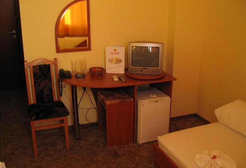 Family Hotel Familya