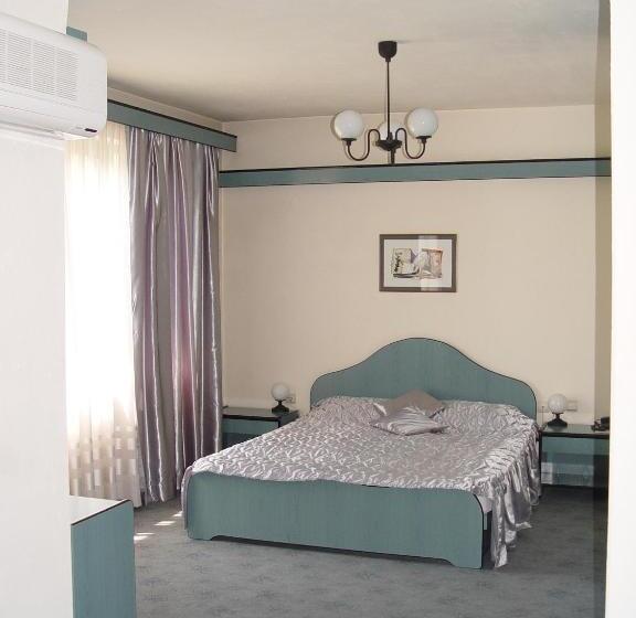 Family Hotel Gabrovo