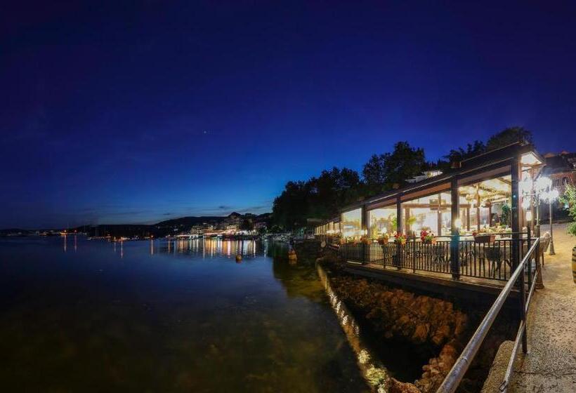 Family Hotel Jupiter