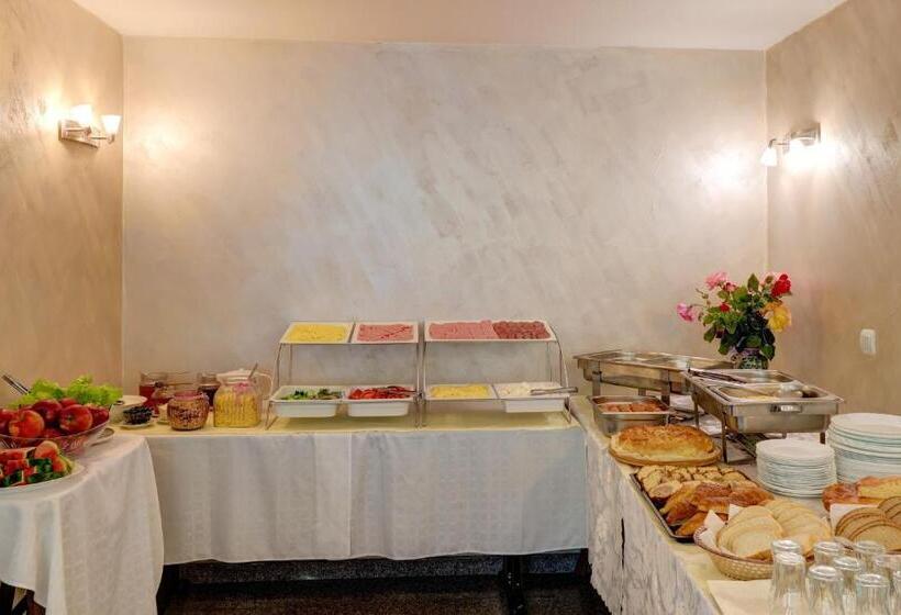 Family Hotel Jupiter