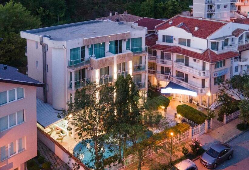 Family Hotel Jupiter