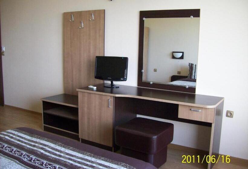 Family Hotel Saint George